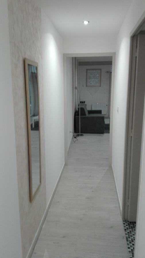 A Valence Apartment *